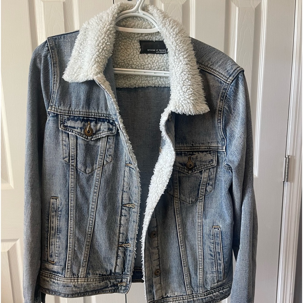 Jean Jacket - very nice barely worn